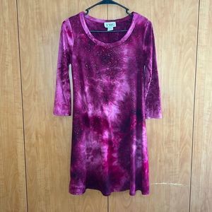 TMG Maroon and Pink Toe dye print dress with gold glitter bling. 3/4 sleeve